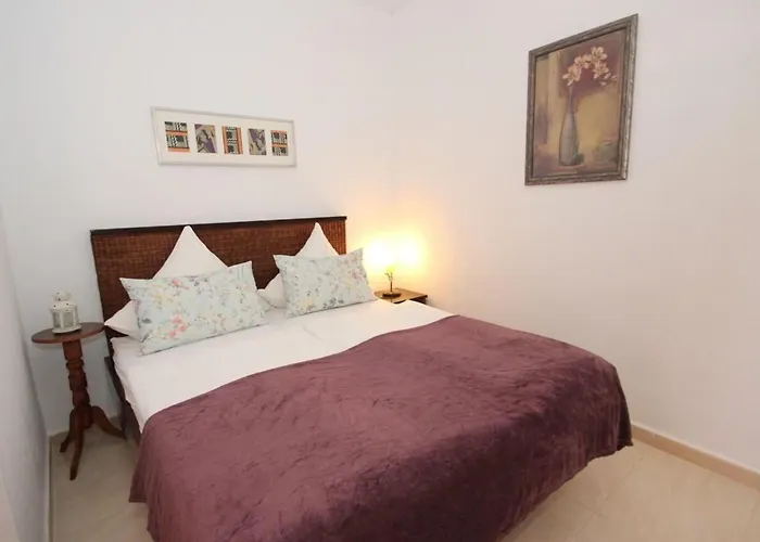 Moderne Colibri Mit Terrasse By Interhome