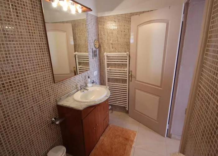 Moderne Colibri Mit Terrasse By Interhome * 吉亚德索拉