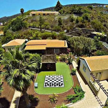 아파트 Moderne Colibri Mit Terrasse By Interhome